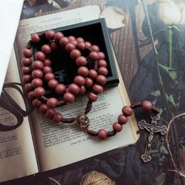 Pendant Necklaces Diyalo Hand-Woven Vintage Brown Our Lady Medal Wine Red Wood Beads Chain Rosary Necklace Crucifix Cross Prayer Chaplet