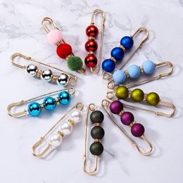 Brooches Crystal Pearl Fixed Strap Charm Safety Pin Brooch Sweater Cardigan Clip Chain Pins Women Girls Jewelry