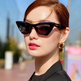 Sunglasses Vintage Cateye Women 2023 Design Sun Glasses Female Outdoor Fashion Decoration Eyewear Oculos De SolSunglassesSunglasses