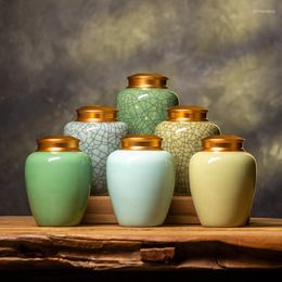 Storage Bottles 650ml 14cm High Ceramic Celadon Round Tea Sealed Can Home Jar Two Lids Wine Festival Business Luxury Gift