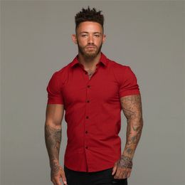 Men's Casual Shirts Summer Fashion Short Sleeve Shirt Men Solid Super Slim Fit Male Social Business Dress Shirt Brand Men Gym Fitness Sport Clothing 230516