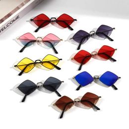 Sunglasses Trendy Retro Diamond Shape Quadrilateral Frame UV Protection Film Small Fashion Sun Glasses Eyewear Accessories