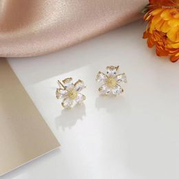 Stud Earrings 2023 Luxury Women Gold Color Flower Stamen Inlaid White Cubic Zirconia Bridal Engagement Party Jewelry Gift