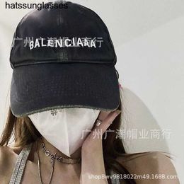 B Family Correct Letter Baseball Hat Korean Version Unisex Stereoscopic Embroidery Duck Tongue Hat Outdoor Leisure Sun Shade Hat