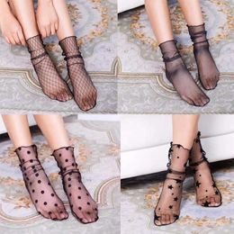 Socks Hosiery Spring and Summer Retro Lace Floral Mesh Women's Socks Thin Medium Tube Transparent Breathable Silk Socks Ultrathin P230516