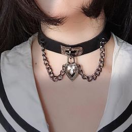 Choker Chokers Fashion PU Leather Heart Necklace Women Chocker Necklaces Punk Statement Jewelry Collier Wedding Bride GiftChokers