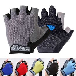 Sports Gloves Half Finger Gloves Gym Fitness Anti-Slip Women Men Gel Pad Cycling Fingerless Gloves Bicycle Accessories P230516