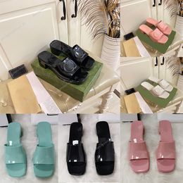 Designer Slippers Women Sandals Jelly Slide Chunky Rubber Slides Platform Slipper Flat Slides Fashion Beach Shoes Heel Sandal