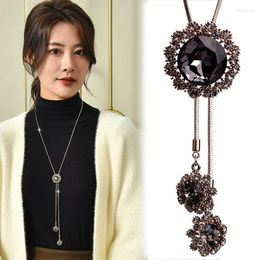 Pendant Necklaces 2023 Arrival Female Snowflake Necklace Tassel Long Winter Sweater Chain Wholesale Sale