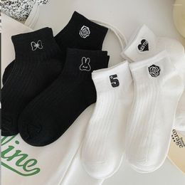 Women Socks Black And White Embroidered Short Female Sports Breathable Cotton College Style Cute Thin Low Ankle Sock Hipster Sox