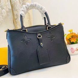 Crossbody Bag Designer Bag Womens fashion Large capacity Shoulder Bag Classic Printed Handbag Vintage Leather bag Temperament purse Card bag