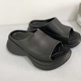 Poolcroc Designer Sandals Slippers Slides Classic Women Black White Green Waterproof Shoes Platform Rubber Slipper Beach Shoes With Box NO445