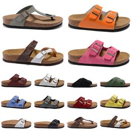 Luxury Designer Boston Clogs Slippers Platform Soft Footbed Suede mens women summer platform outdoor sandals leather felt sliders buckle strap flip flops shoe