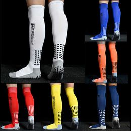 Sports Socks 2022 New Men's NonSlip Soccer Socks Breathable Knee High Towel Bottom Cycling Hiking Sports Training Long Football Socks J230517