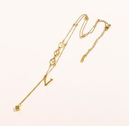 High-End-Designer-Marken-Halsketten mit Buchstaben-Anhänger verblassen nie. 18 Karat vergoldete Edelstahl-Choker-Halskette, Schlüsselbeinkette, modische Damen-Schmuck-Accessoires