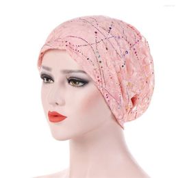 Abbigliamento etnico Perline Musulmano Treccia Cappello di pizzo Donne Ruffle Wrap Cap Berretti da baseball Disegni Calcio