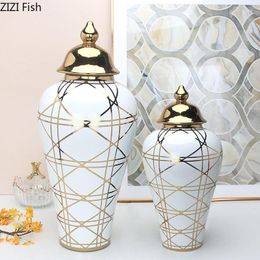 Storage Bottles Gold-plated Stripes Ceramic Jar Golden Vase Flower Arrangement Tea Canister Porcelain Jewellery Jars Cosmetic Containers