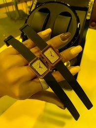 Wristwatches Brand Things For Women Elegant Woman Watch Luxury Women's Quartz Gift Female Full Diamond Design Watches WristwatchesWristw