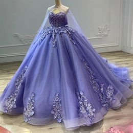 Lavendel quinceanera klänningar med Cape 3D Flower Applique Sweet 15 Prom Party -klänning från axelprinsessan Vestidos de 16 Anos 326 326