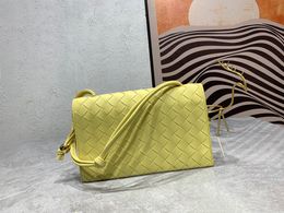 10A Fashion woven plaid sheepskin handbag, genuine leather, women's large capacity magnetic suction opening, luxury commuting designer handbag ID luxury_bag1588