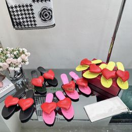 Dress Shoes 2023 Women Red Heart Love Shape Flip Flop Slippers Round Toe Leather Graffiti