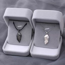 Wedding Jewellery Sets Korea Modis Pasangan Magnetik Kalung untuk Pecinta Gothic Punk Jantung Liontin Pria Wanita Pesta Hadiah Perhiasan 230517