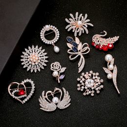 1PC Women Pearl Corsage Brooch Flower Large Brooches Lady Rhinestone Girl Trendy Luxury Jewellery Best Gift Pins Accessorises