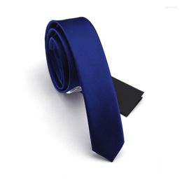 Bow Ties 2023 Designers Brands Fashion Business Casual 4cm Slim For Men Skinny Solid Colour Necktie Student Work With Gift Box