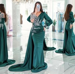 Emerald Green Satin Muslim Prom Dresses Sliver Beaded Appliques Puff Long Sleeve With Train V Neck Formal Birthday Gown 0505