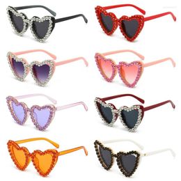 Sunglasses Heart-shaped Rhinestones Women's Driving UV400 Protection Trendy Brand Design Shades Fashion Vintage Gradient Goggles