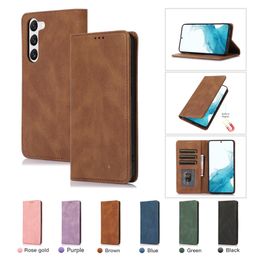 Retro Magnetic Flip Vogue Phone Case for iPhone 14 13 Pro Max Samsung Galaxy S23 Ultra S22 Plus A33 A53 5G A54 A23 A13 A14 A24 A34 3 Card Slots Leather Wallet Bracket Shell