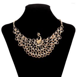 Chains LZHLQ Exquisite Rhinestones Peacock Necklace Pendants 2023 Fashion Women Gold Colour Alloy Crystal Choker Big Statement