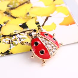 Fashion Ladybug Brooch Pin Personality Designer Insect Collar Clips Suits Shirt Sweater Pins for Men Women