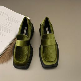 Scarpe eleganti Donna Mocassini in velluto di lusso Mocassini con plateau e punta quadrata Scarpe da donna con tacco da sera di design di marca 230516