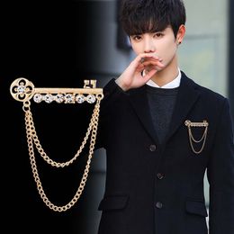 Korean New Fashion Metal Key Tassel Long Brooch Rhinestone Chain Lapel Pin for Men's Suit Shirt Badge Brooches Pins Accessories