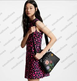 X YK Capucines BB Mini Bag MM Tote Flowers Print Leather Shoulder Bags GM Flap Cross Body Clutch Handbag Womens Luxurys Designers Handbags Purses M21754 M21755 M21756