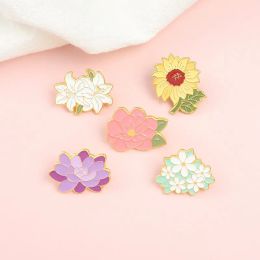 Creative Flower Brooches Hard Enamel Pins Zinc Alloy Plant Badges Sunflower Lily Backpack Buckle Collar Decor Collection Jewellery Gift Bag