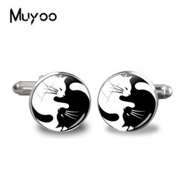 2018 New Yinyang Cufflinks For Women Black White Cats Vintage Glass Photo Cuffs Jewellery Gifts Round Round Dome Cuff
