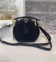 Chanei 원형 작은 지갑 어깨 가방 크로스 바디 가방 여성 지갑과 핸드백 19*17*7cm