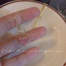 Pendant Necklaces Fashion Trend Unique Design Elegant Delicate Pink Love Zircon Clavicle Necklace Women Jewelry Party Gift Wholesale 230517