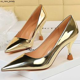 Sandals 2023 Women Fetish 7.5cm High Heels Pumps Wedding Bridal Gold Low Heels Prom Leather Glossy Scarpins New Lady Plus Size 43 Shoes J230518