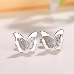 Stud Huitan Exquisite Butterfly Stud Earrings for Women 3 Metal Colors Daily Wear Temperament Sweet Girls Earrings Trendy Jewelry New Z0517