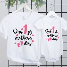 T-shirts Family Matching Outfits Our First Mother Day Print Shirt Mommy Tshirt Baby Cute Bodysuit Family Look Mother 's Day Gift Clothes AA230518