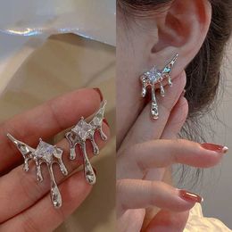 Stud 2022 New Trend Dark Lava Water Droplets Ear Studs Personalised Design Super Flash INS Style Earrings for Women Sexy Accessories Z0517