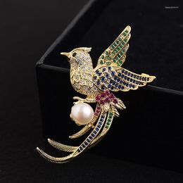 Brooches 2023 Autumn And Winter Love Bird Breast Needle Femininity Luxury Freshwater Pearl Corsage Fashion High-grade Dress Pin