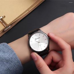 Wristwatches High-End Quality Fashion Watch Men's Trend Quartz Delicate Women Wrist Erkek Kol Satleri