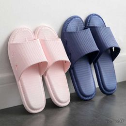 Slippers Summer Bathroom Shower Slippers For Women Soft Sole Flip Couples Beach Shoe Female Non-slip Indoor Home House Pool Slipper