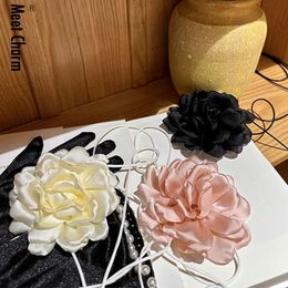 Pendant Necklaces Vintage Elegant Big Rose Flower Choker For Women Romantic Gothic Rope Chain Necklace Party Wedding Jewellery Girls Gifts 230517