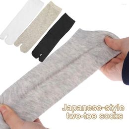 Herrensocken Japanische Männer und Frauen Sommerfaser Zwei Finger Kimono Flip Ninjia Split Schwarz Weiß Zehen Tabi Sandale Flop T9V8