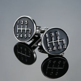 High quality men shirts gear Cufflinks silvery car stalls Cufflinks mens clothing accessories can be used as a gift for friends